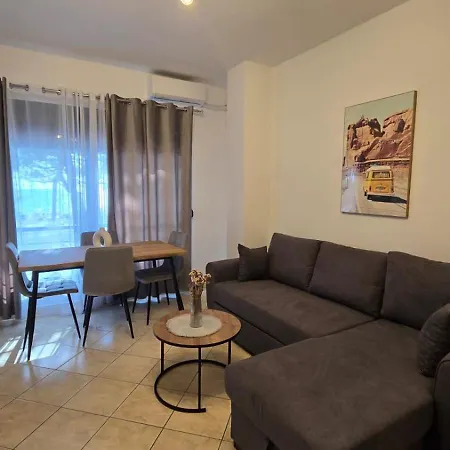 Tirent Apartment