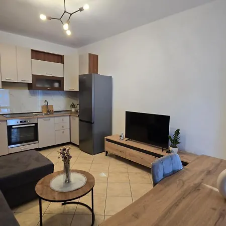 Apartment Tirent Golem (Tirana)